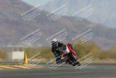 media/Apr-09-2023-SoCal Trackdays (Sun) [[333f347954]]/Turn 14 (1015am)/